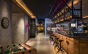 Hotel Moxy Honmachi By Marriott